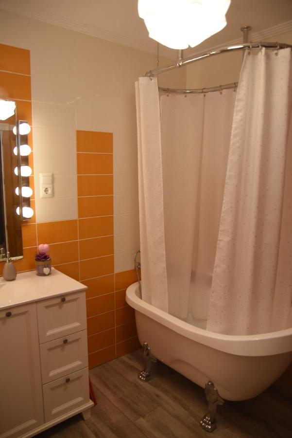 Piso En Calle Peatonal Con Garaje Privado Apartment Santander Ngoại thất bức ảnh